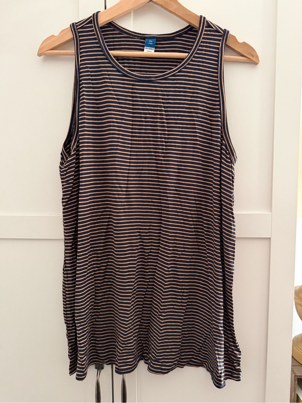 Old Navy Navy and Tan Striped Sleeveless Tank - Large Tall
